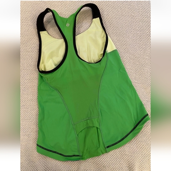 Lululemon Athletica Cardio Kick Tank | Women’s Size 12 | Green & Black | Built- - Picture 3 of 7